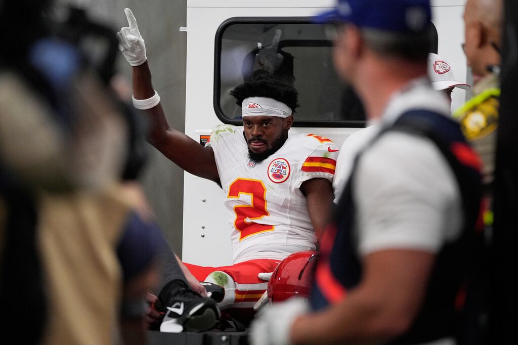 Chiefs suffer injuries in game against Raiders