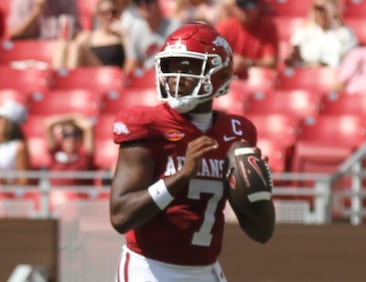 Georgia Bulldogs Set to Clash with Arkansas Razorbacks in Springfield, MO
