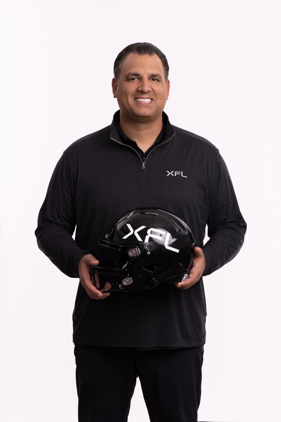 Anthony Becht will be the head coach for the new St. Louis XFL team. He played in the NFL in...