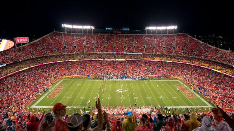 Thành phố Branson và đội bóng Kansas City Chiefs ký kết thỏa thuận hợp tác.