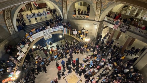 Thousands of protesters call for abortion access , no ICE at the Missouri Capitol