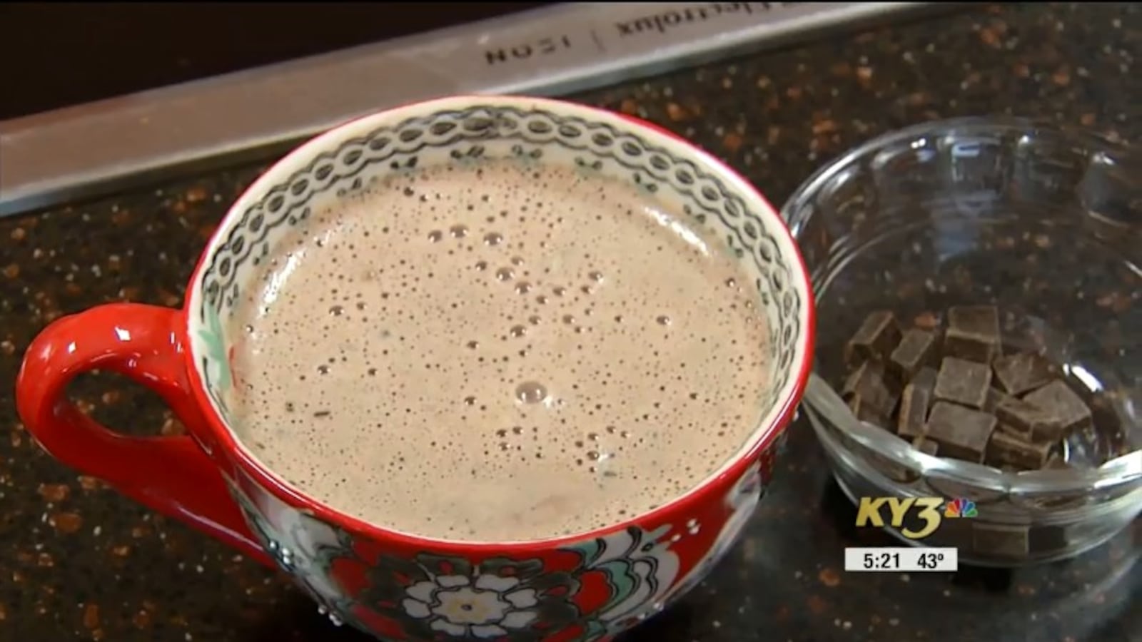 RECIPE: This hot chocolate will give you a boost of antioxidants