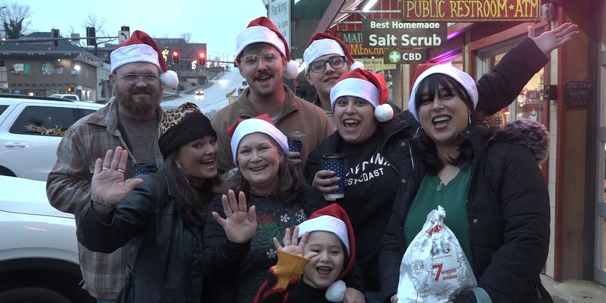 Last-minute Christmas shopping turns into a holiday tradition for some in the Ozarks Last-minute Christmas shopping turns into a holiday tradition for some in the Ozarks