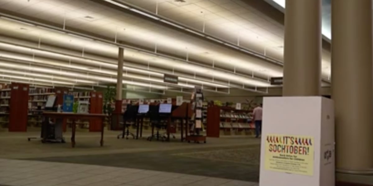 Springfield-Greene County Library System hosts ‘Socktober’