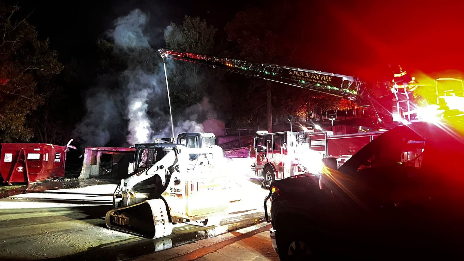 Distroy House Fire destroys house south of Sunrise Beach, Mo.