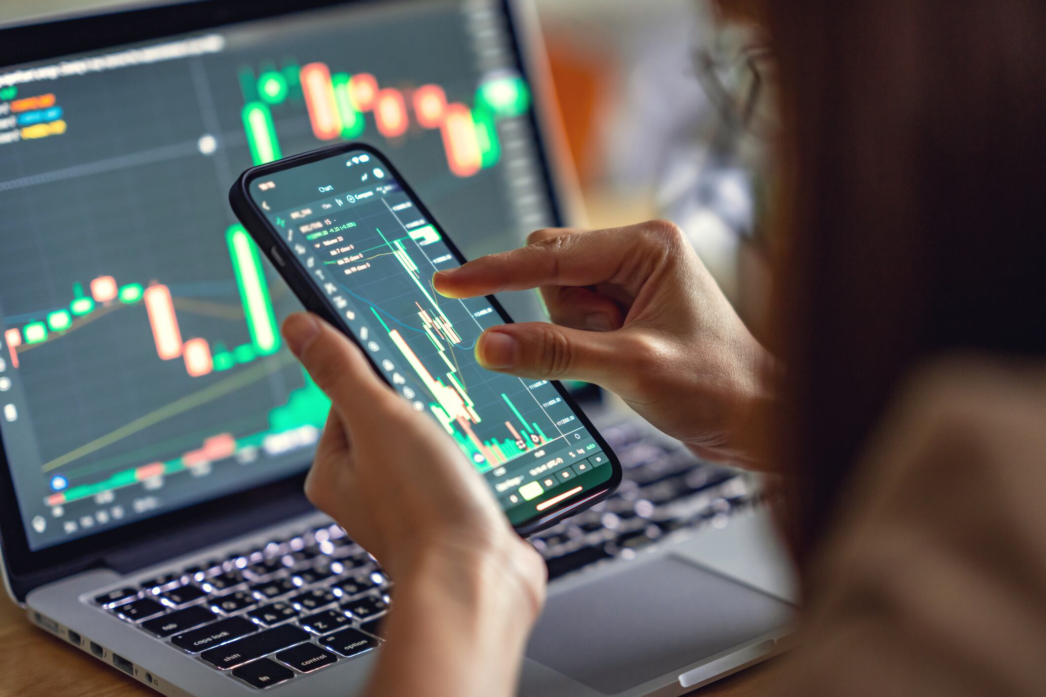 On Your Side Scam School: New scams circulate around the new cryptocurrency law & class-action lawsuits