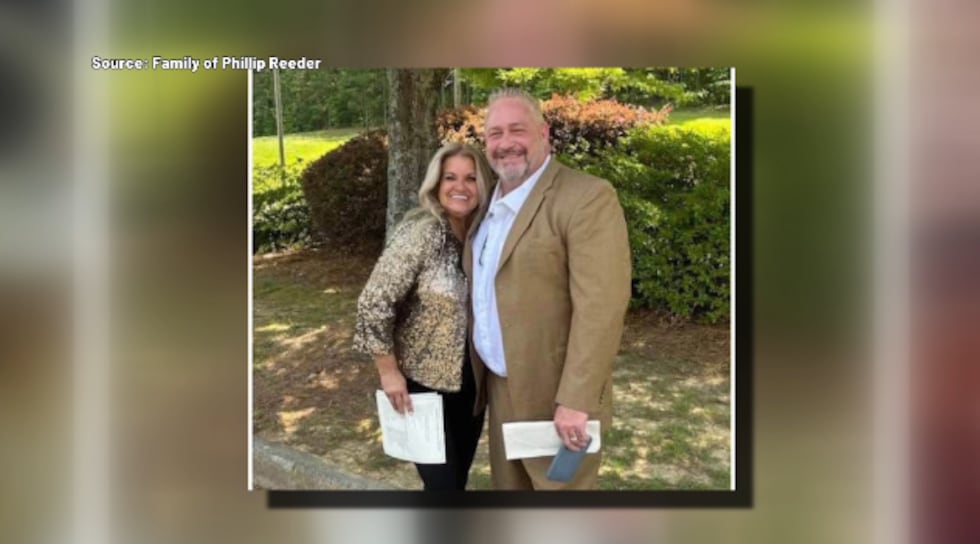 Family claims man died after officer kneeled on his neck, compares ...