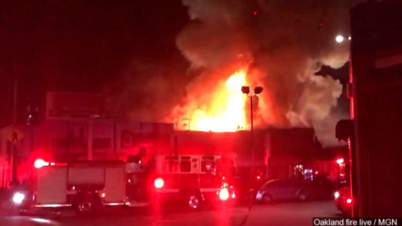 Image License<br />Photo: Oakland fire live