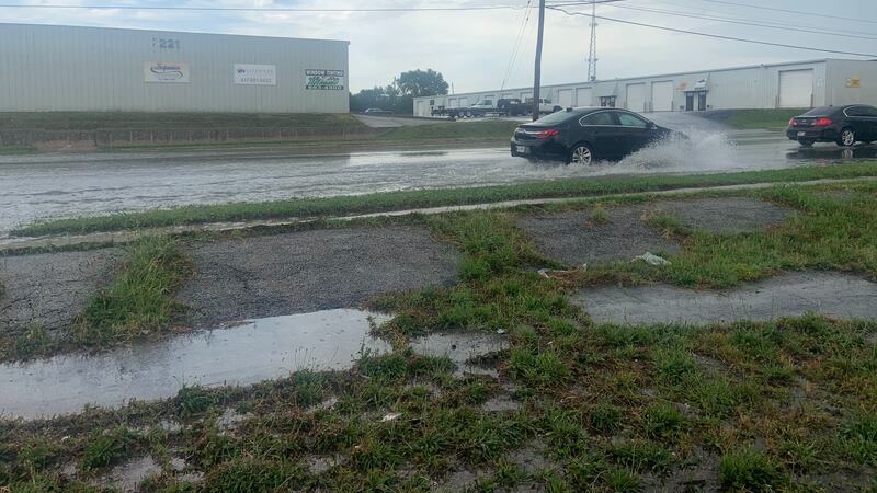 Springfield Raining Flooding impacts commutes in south Springfield following storms