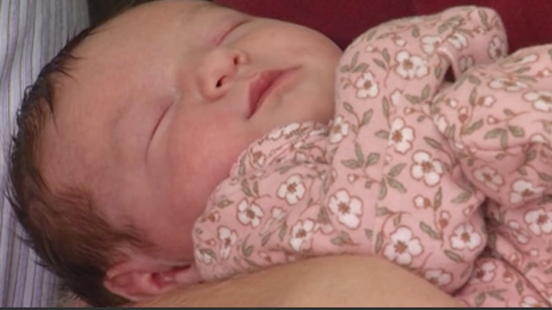 Mother delivers baby in Buc-ee's parking lot in Springfield, Mo.