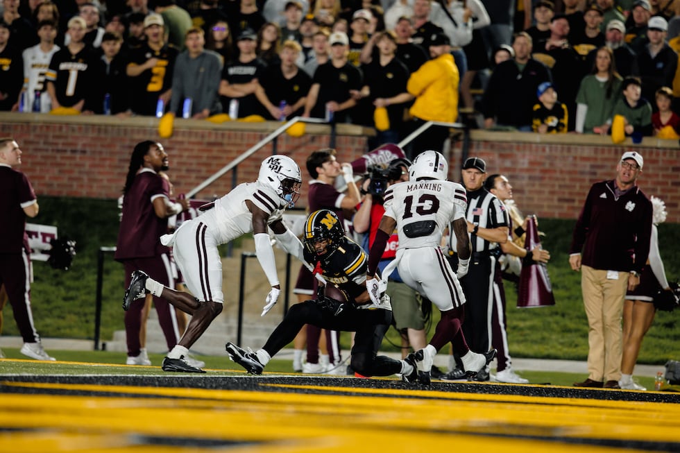 Donovan Olugbode makes an amazing catch for a touchdown against Mississippi State Saturday night.