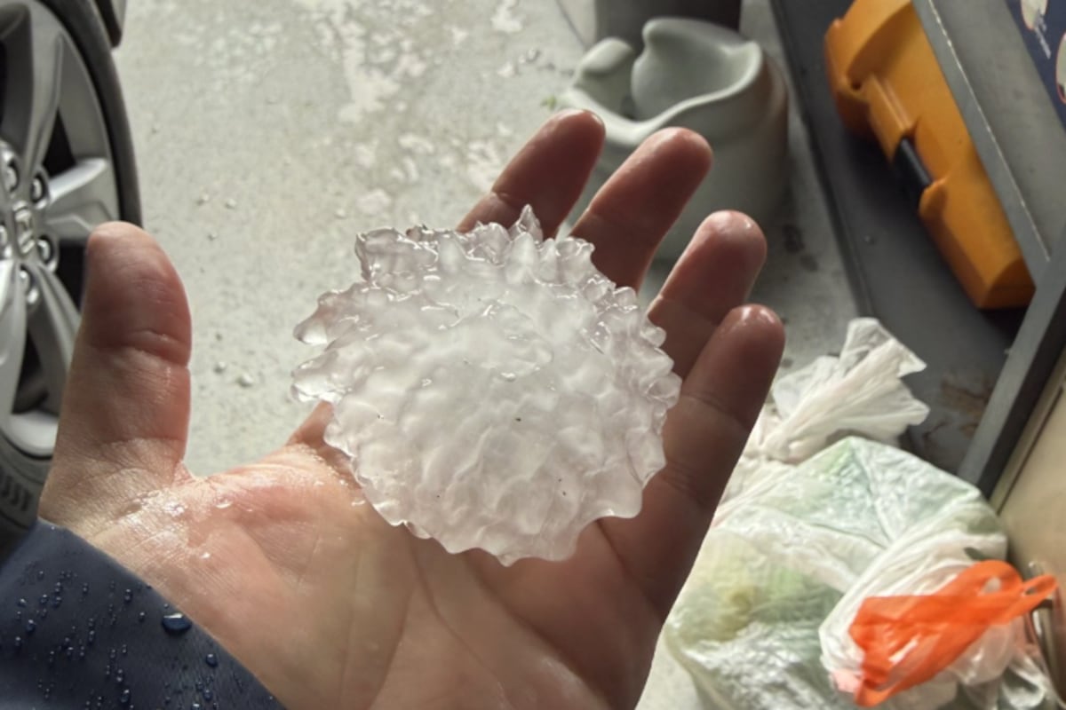 Springfield Hail KY3 Viewer Pictures: Large hail falls across the Ozarks on Tuesday