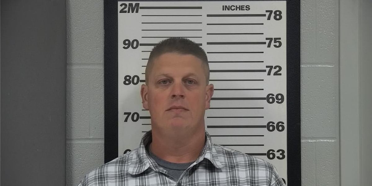 Steven Casebolt Missouri governor commutes sentence of Kansas City police officer ...