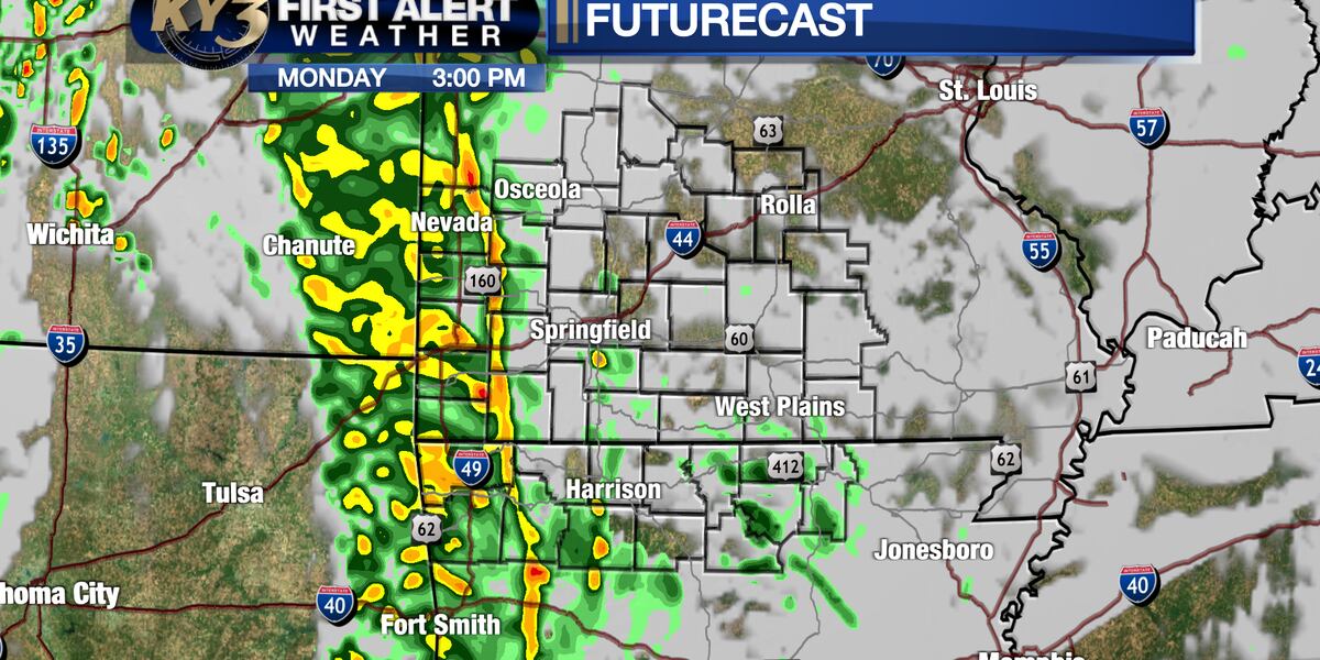 FIRST ALERT WEATHER: Mild & windy Monday with a few rounds of storms