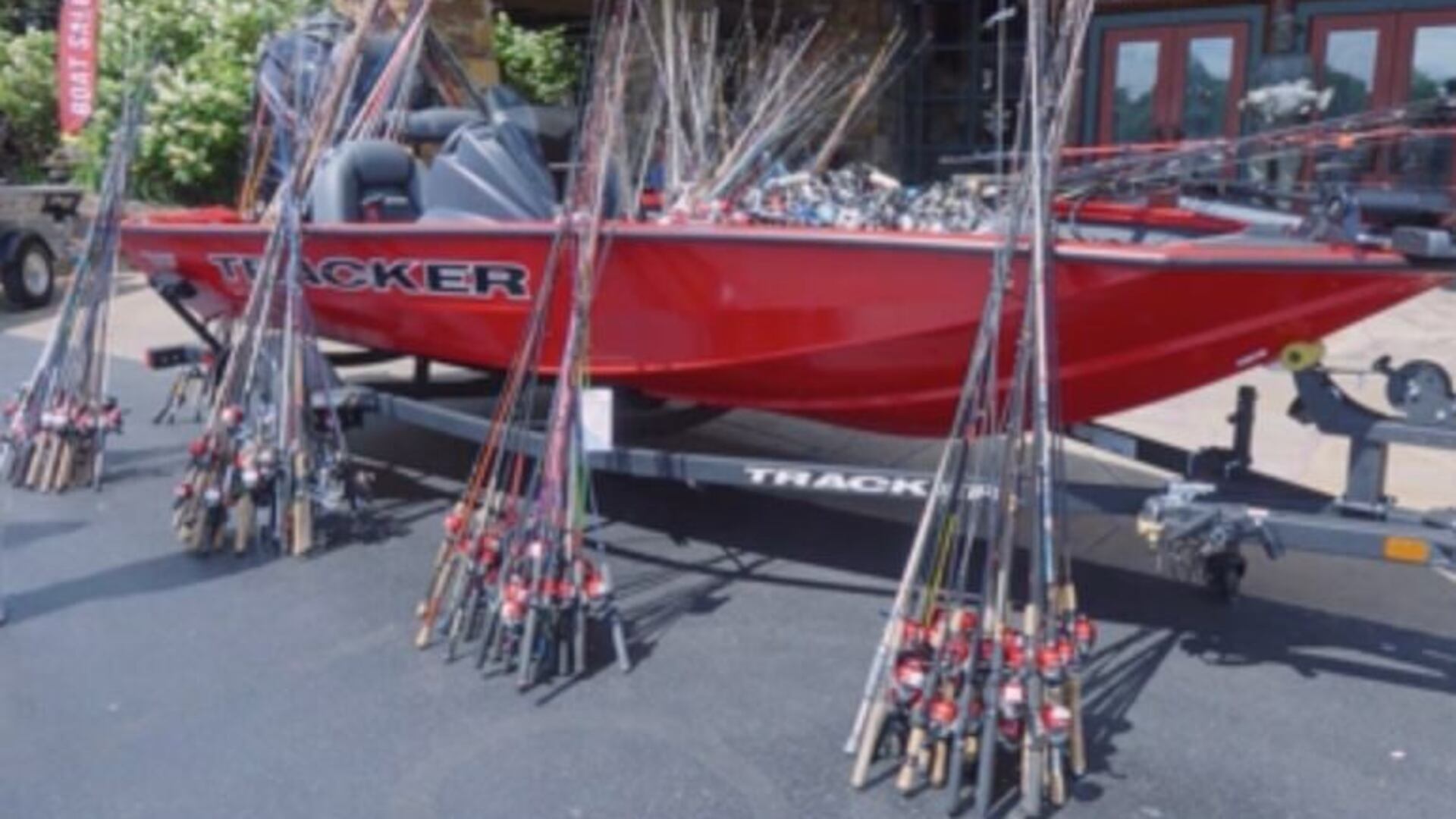 basspro kids fishing poles Blackfin Li'l Finz Spinning Rod Gray w/ Silver Fish Stiks Rod is the perfect size for slinging your favorite baits Anyone else have the same