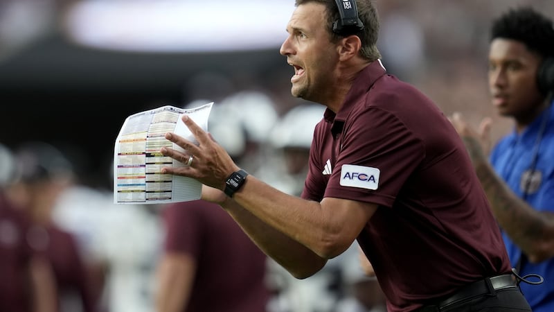 The Western Kentucky Hilltoppers and the Missouri State Bears square off in a meeting of CUSA...
