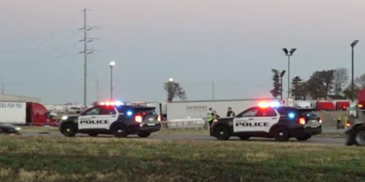Missouri Highway Patrol investigates deadly crash involving a pedestrian